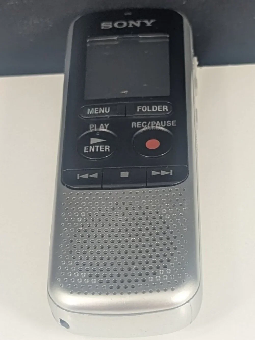 Sony IC Recorder ICD-BX140 4GB Digital Mini Recorder - Tested